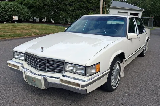 1992 Cadillac DeVille Sedan