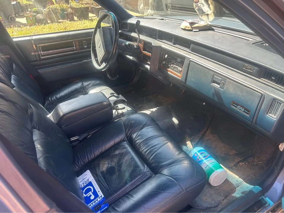 1992 Cadillac DeVille 6th Gen - Image 2 of 5
