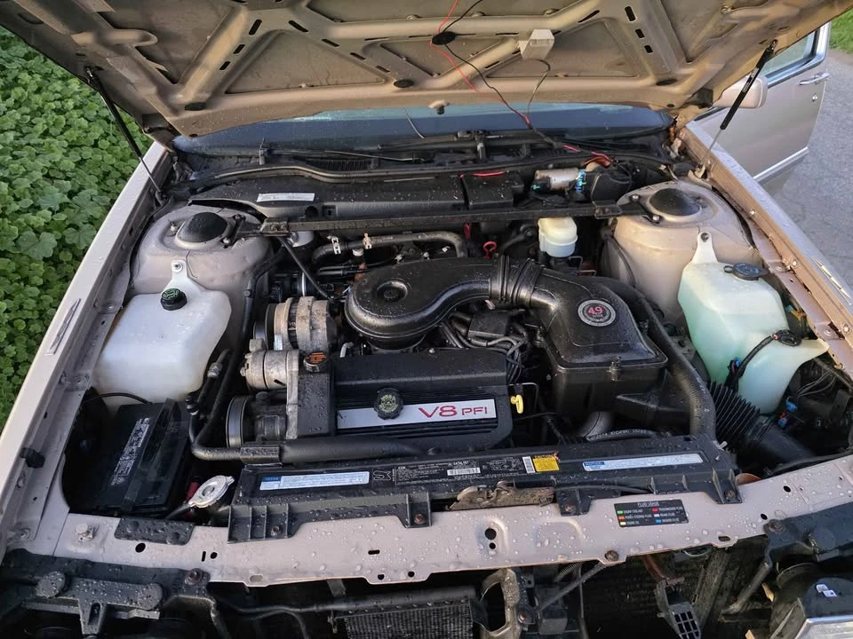 1992 Cadillac DeVille 6th Gen - Image 9 of 18