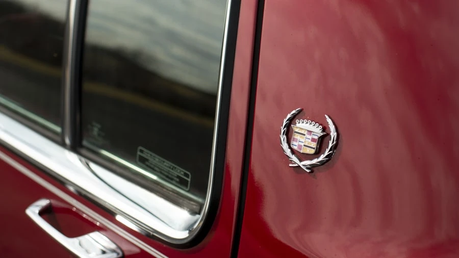 1992 Cadillac DeVille 6th Gen - Image 9 of 12