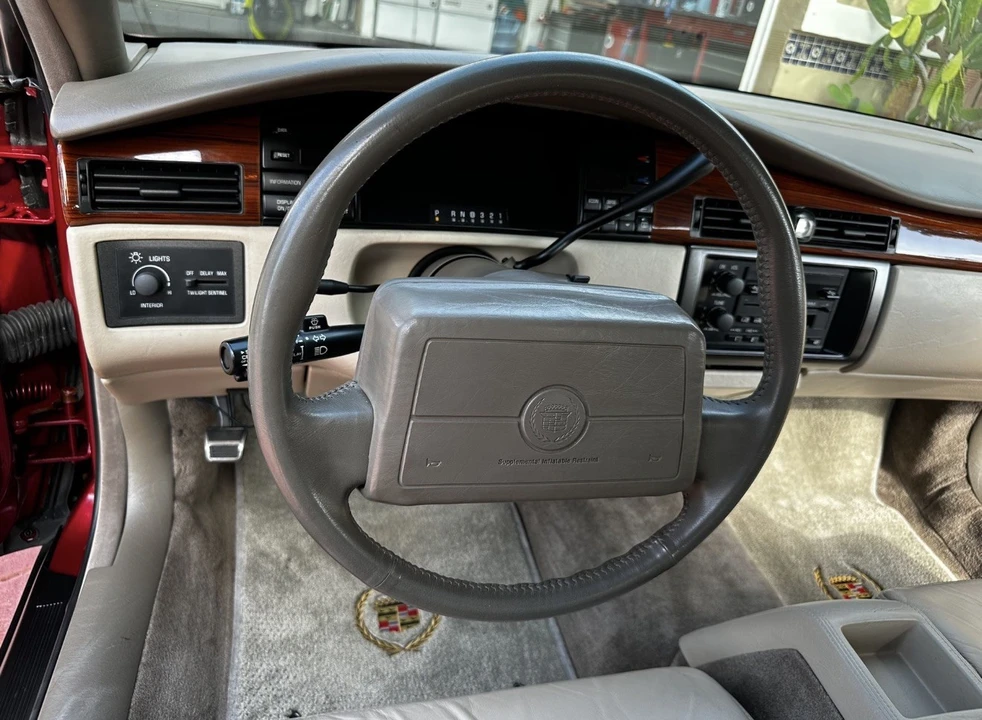 1992 Cadillac Eldorado 12th Gen - Image 3 of 14