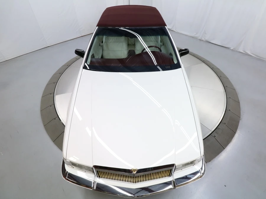 1992 Cadillac Eldorado 12th Gen - Image 17 of 31