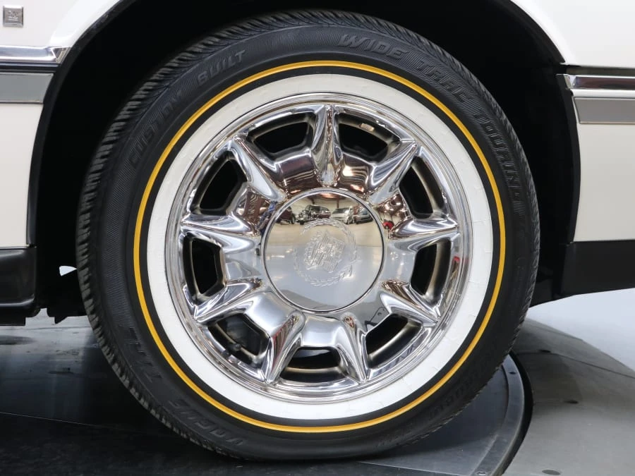 1992 Cadillac Eldorado 12th Gen - Image 9 of 31