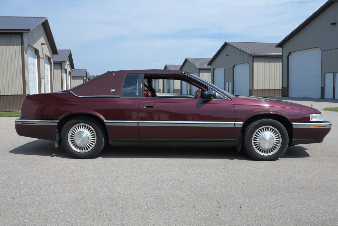 1992 Cadillac Eldorado 11th Gen - Image 7 of 31