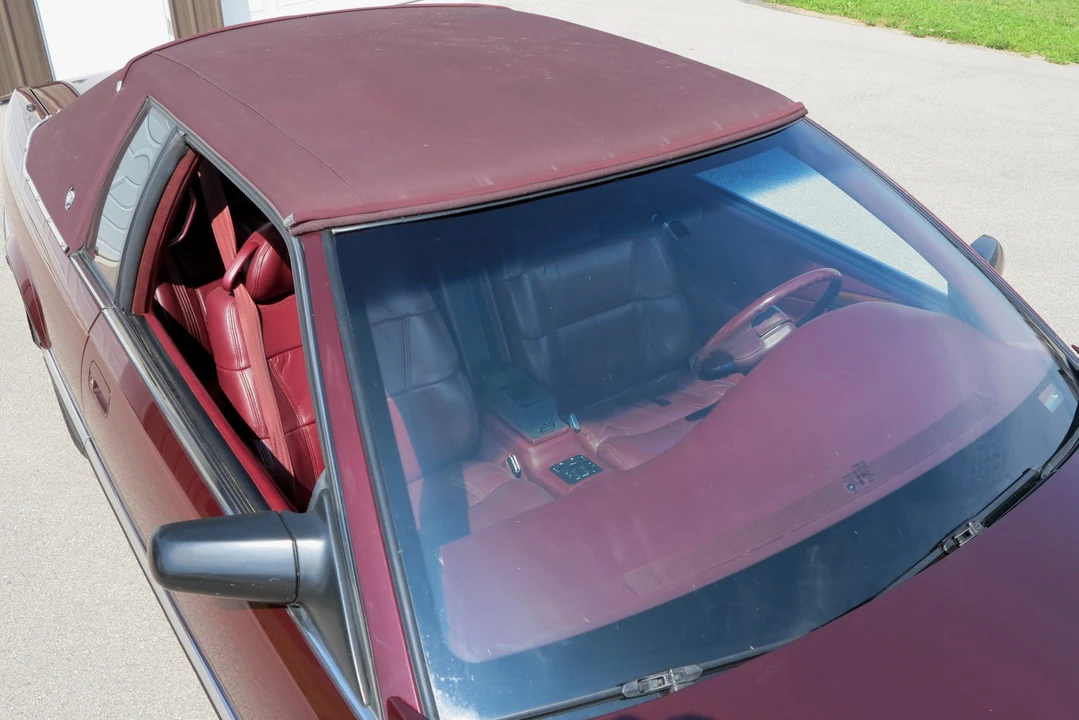 1992 Cadillac Eldorado 11th Gen - Image 23 of 31