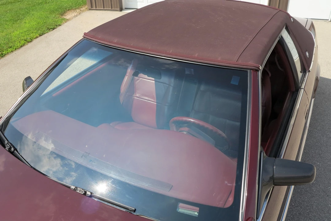1992 Cadillac Eldorado 11th Gen - Image 22 of 31