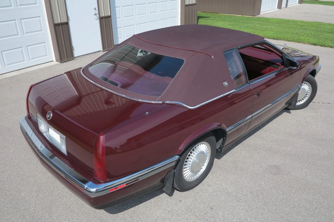1992 Cadillac Eldorado 11th Gen - Image 9 of 31