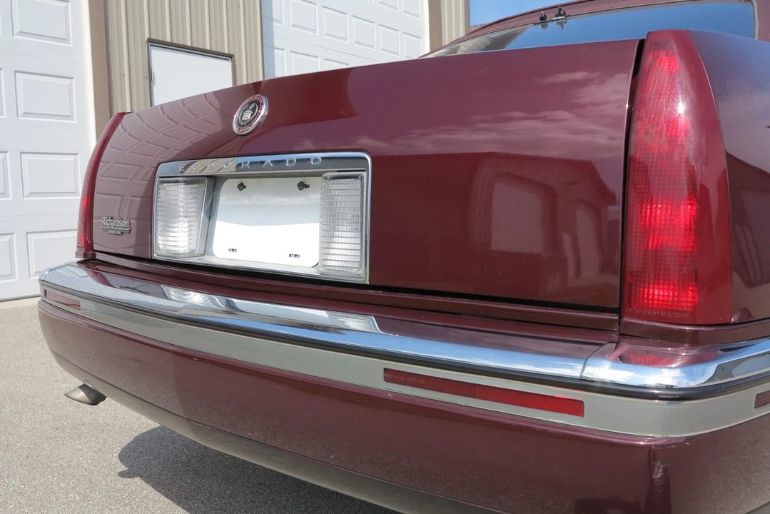 1992 Cadillac Eldorado 11th Gen - Image 21 of 31