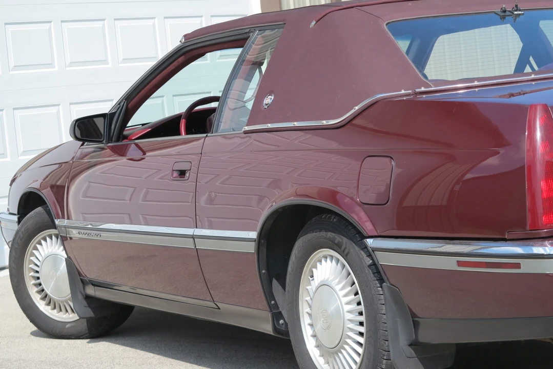 1992 Cadillac Eldorado 11th Gen - Image 16 of 31