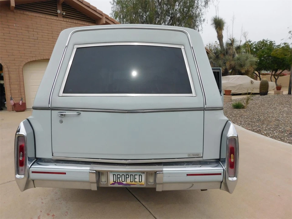1992 Cadillac Fleetwood - Image 13 of 31