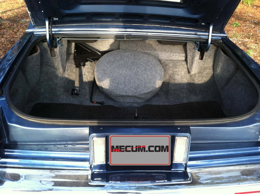 1992 Cadillac Brougham - Image 7 of 8