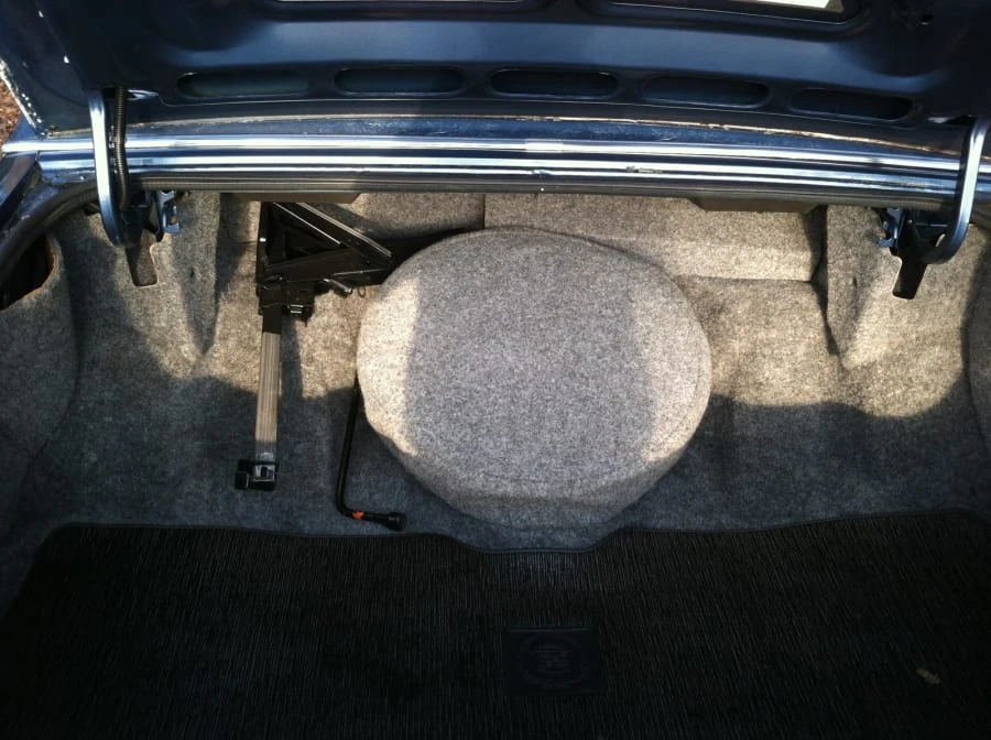 1992 Cadillac Brougham - Image 8 of 8