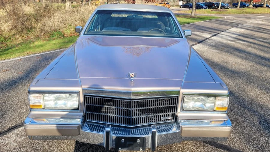 1992 Cadillac Fleetwood - Image 16 of 22