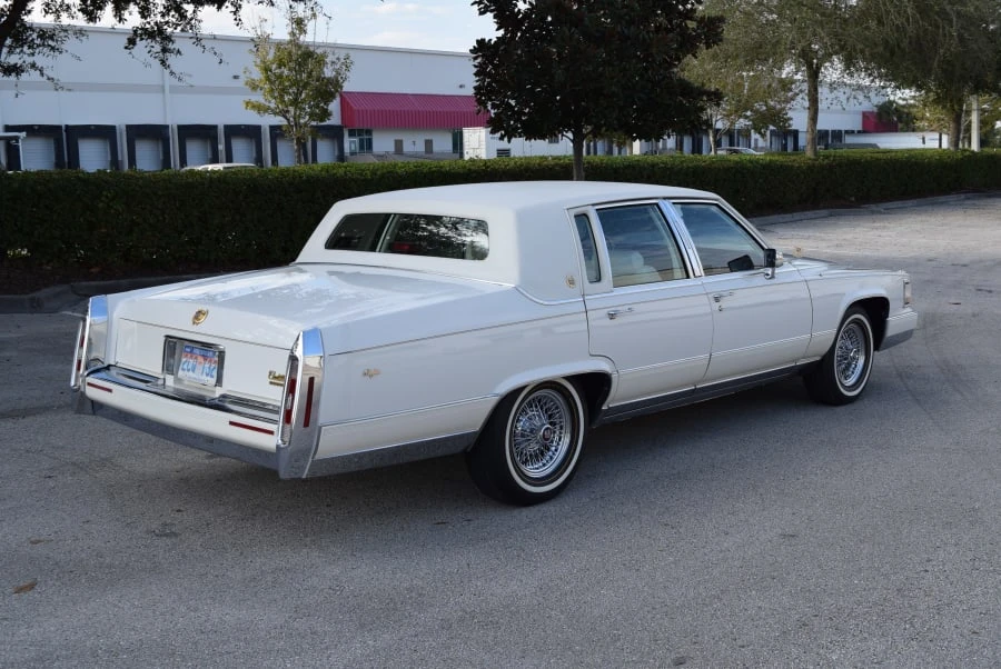 1992 Cadillac Brougham - Image 2 of 11