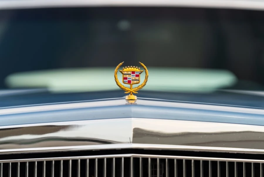 1992 Cadillac Brougham - Image 13 of 27