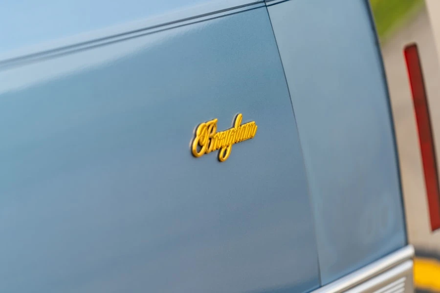 1992 Cadillac Brougham - Image 11 of 27