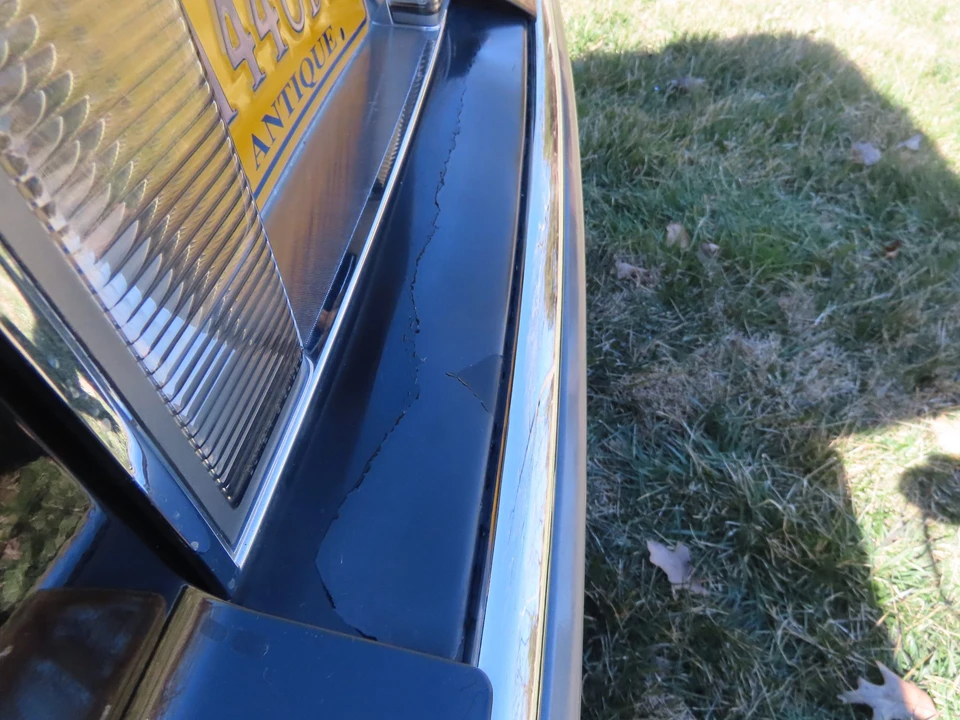 1992 Cadillac DeVille 7th Gen - Image 30 of 31