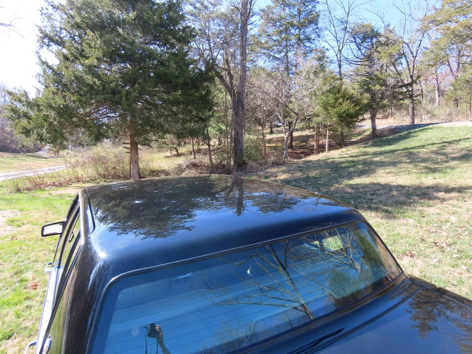 1992 Cadillac DeVille 7th Gen - Image 24 of 31