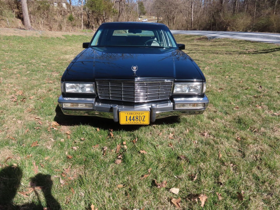 1992 Cadillac DeVille 7th Gen - Image 3 of 31