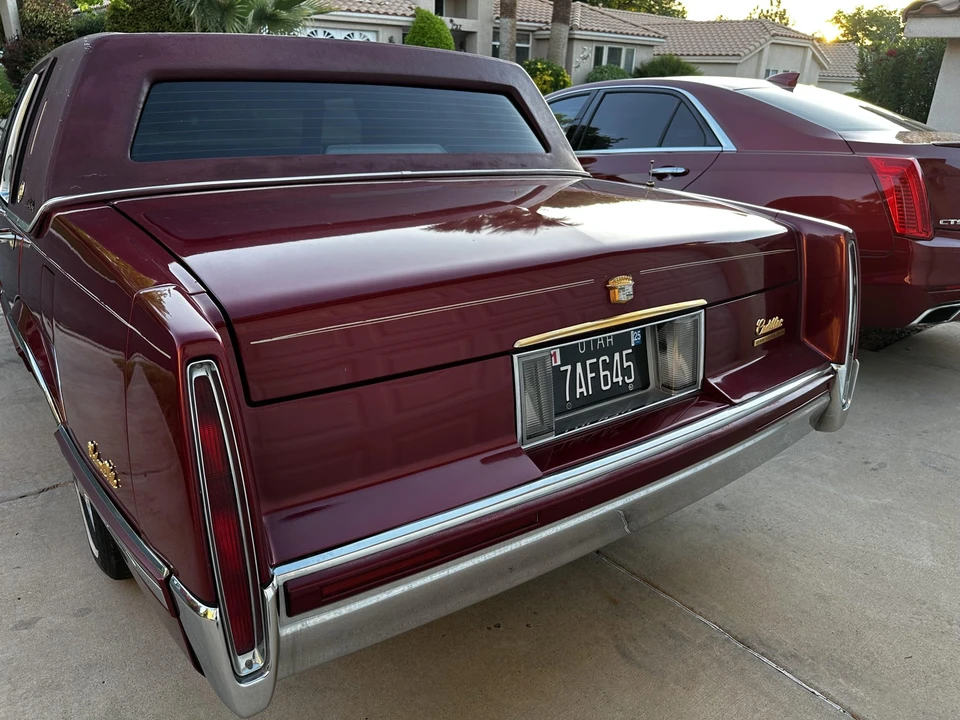 1992 Cadillac DeVille 6th Gen - Image 23 of 31