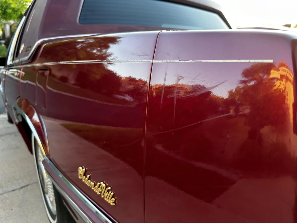 1992 Cadillac DeVille 7th Gen - Image 24 of 31