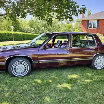 1992 Cadillac Sedan DeVille
