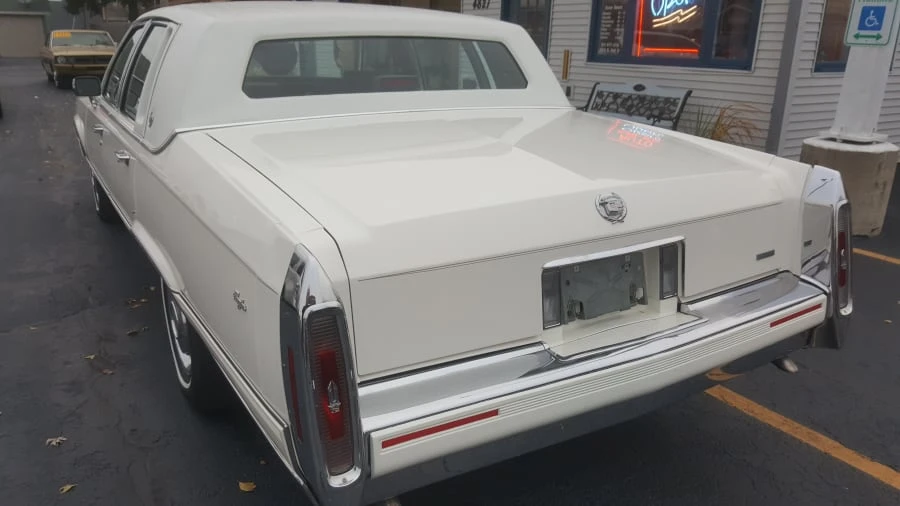 1992 Cadillac DeVille 6th Gen - Image 2 of 10