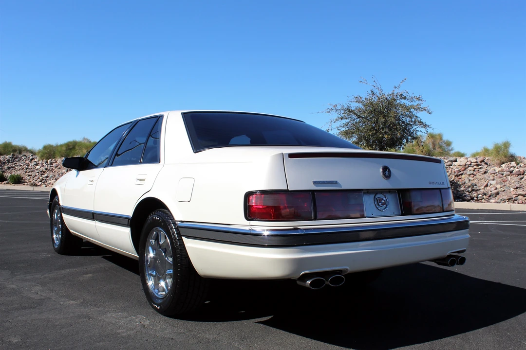1992 Cadillac Seville - Image 10 of 31