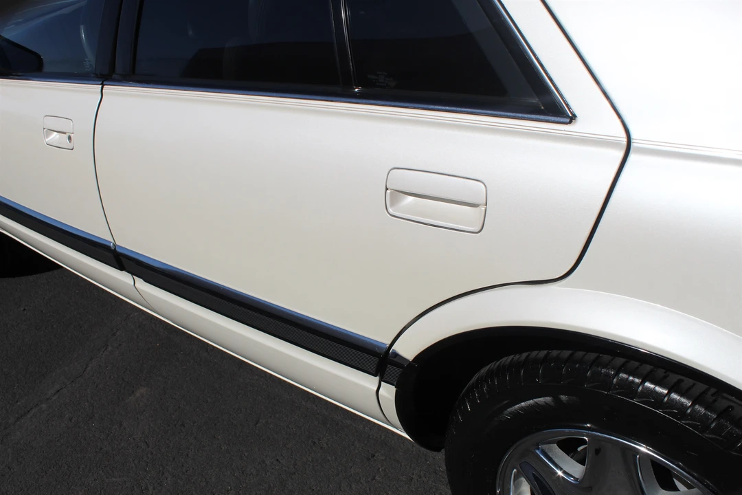 1992 Cadillac Seville - Image 25 of 31