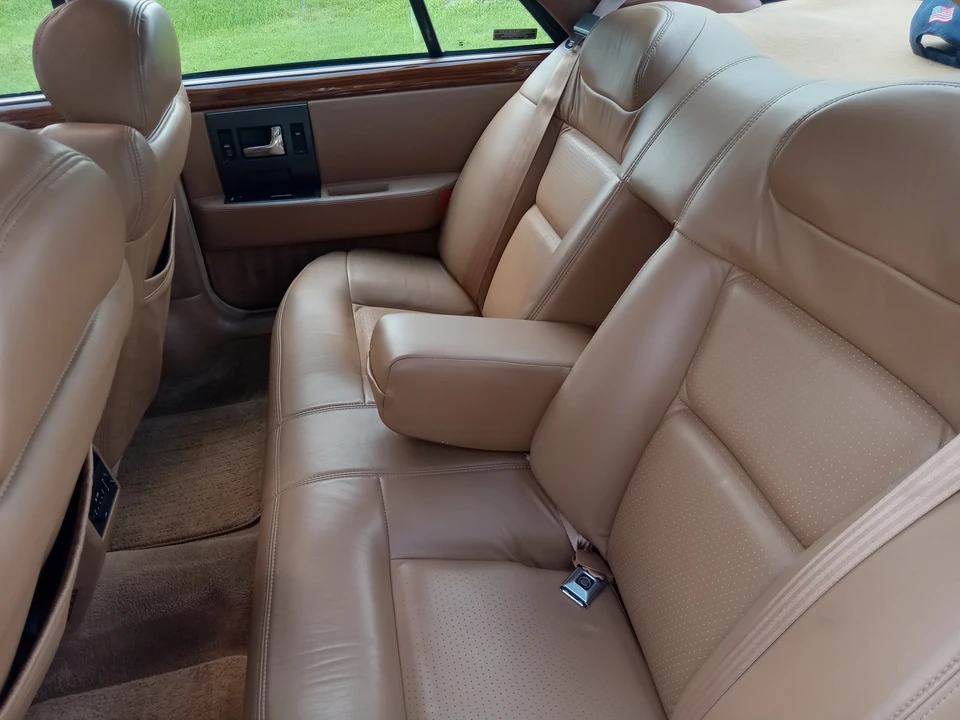 1992 Cadillac Seville - Image 25 of 31