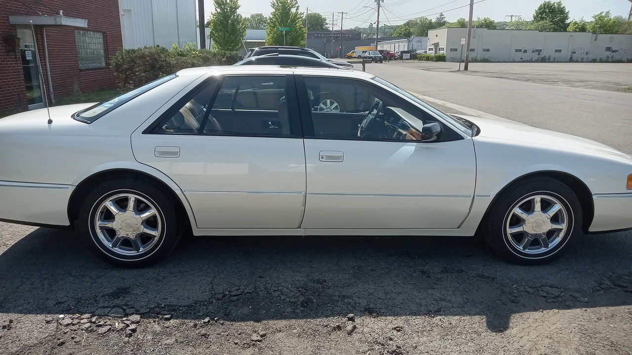1992 Cadillac Seville - Image 12 of 31