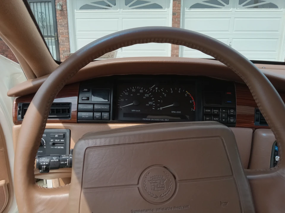 1992 Cadillac Seville - Image 30 of 31