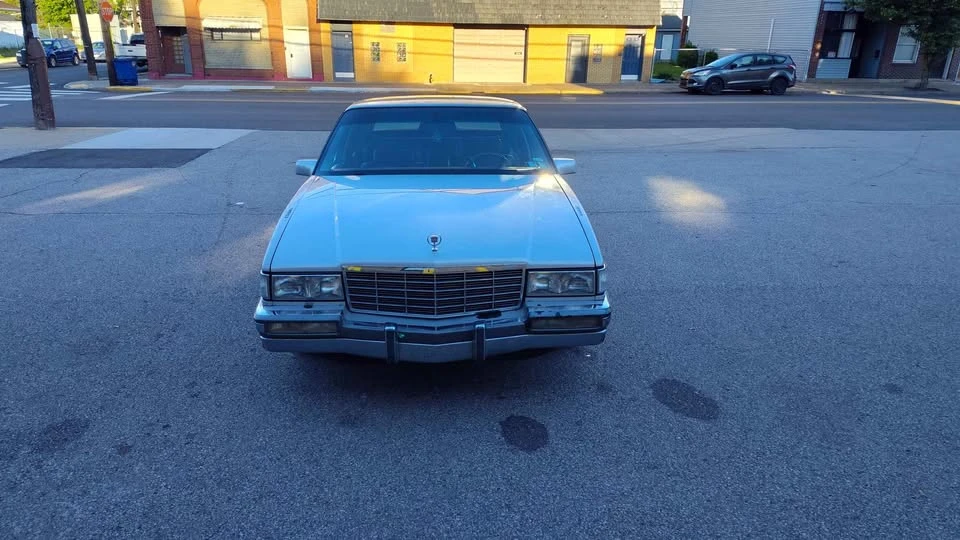 1992 Cadillac DeVille 6th Gen - Image 6 of 6