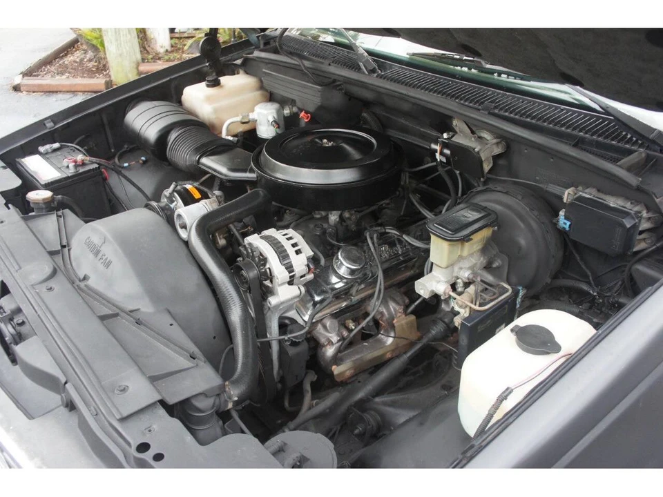 1992 Chevrolet C/K 4th Gen - Image 2 of 14