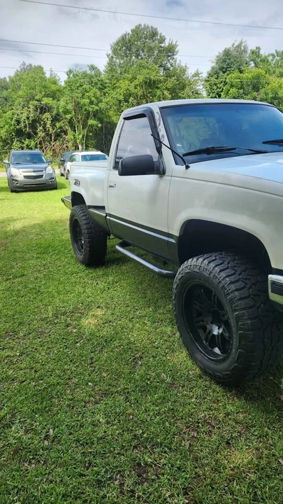 1992 Chevrolet C/K 4th Gen - Image 4 of 12