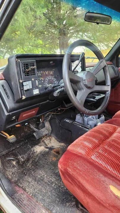 1992 Chevrolet C/K 4th Gen - Image 9 of 12