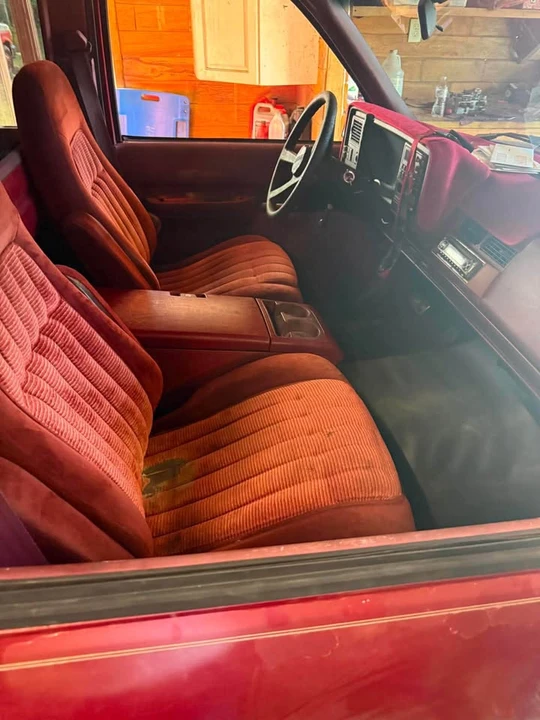 1992 Chevrolet C/K 4th Gen - Image 6 of 11