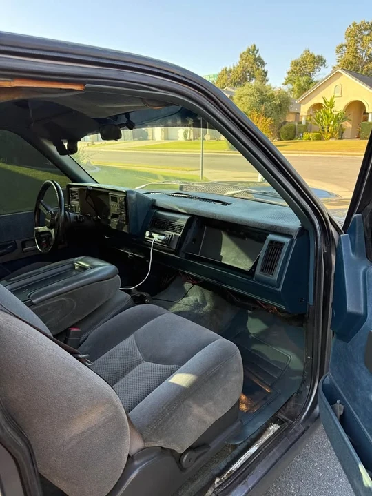 1992 Chevrolet C/K 4th Gen - Image 10 of 12