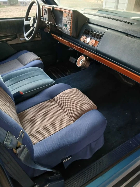 1992 Chevrolet C/K 4th Gen - Image 3 of 7