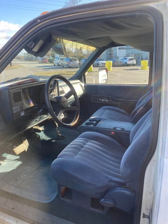 1992 Chevrolet C/K 4th Gen - Image 9 of 12