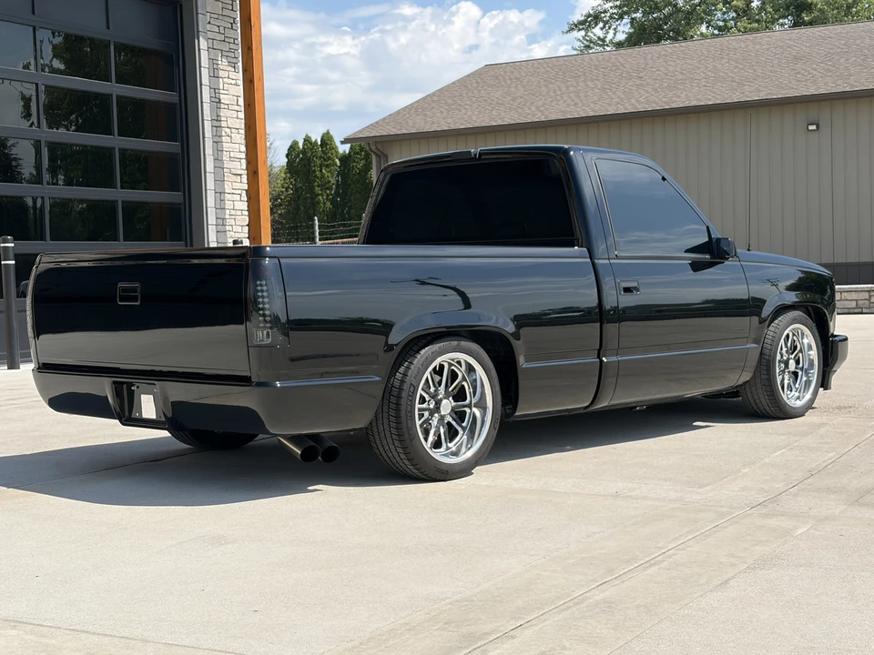 1992 Chevrolet 454 SS - Image 5 of 31