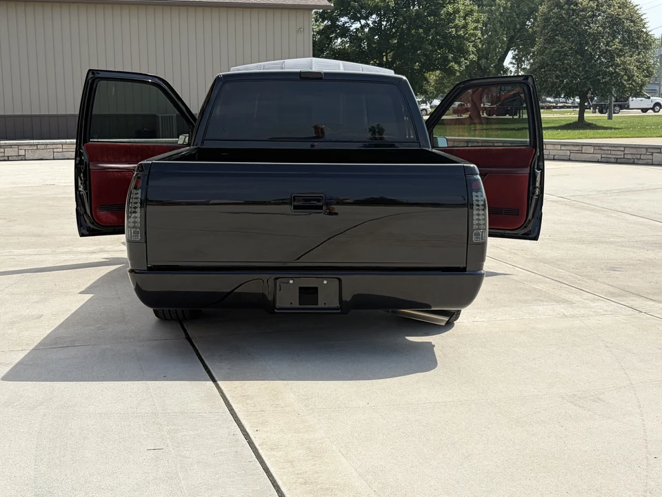 1992 Chevrolet 454 SS - Image 15 of 31