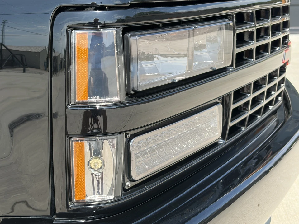 1992 Chevrolet 454 SS - Image 30 of 31