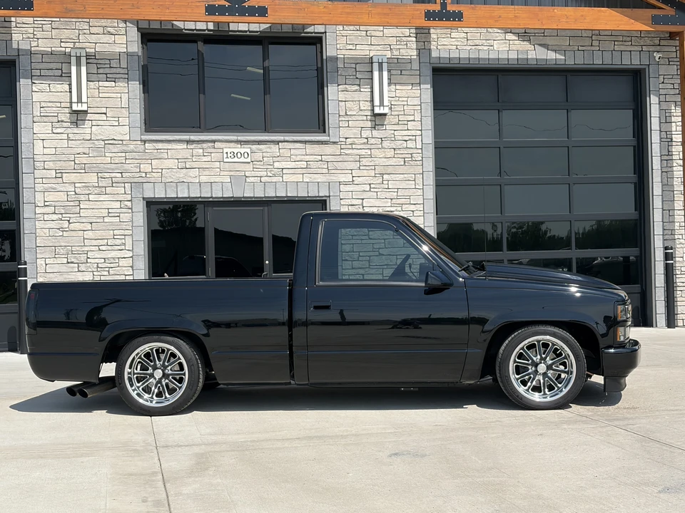 1992 Chevrolet 454 SS - Image 4 of 31