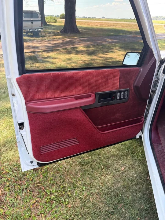 1992 Chevrolet 454 SS - Image 6 of 11