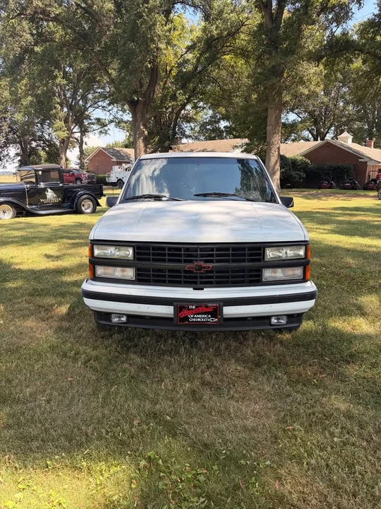 1992 Chevrolet 454 SS - Image 2 of 11
