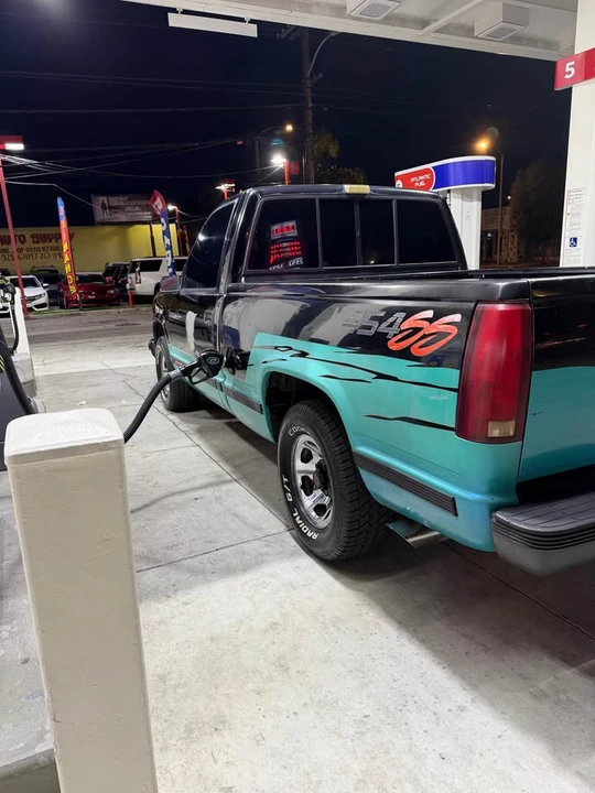 1992 Chevrolet 454 SS - Image 3 of 20