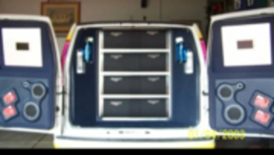 1992 Chevrolet Astro - Image 4 of 9