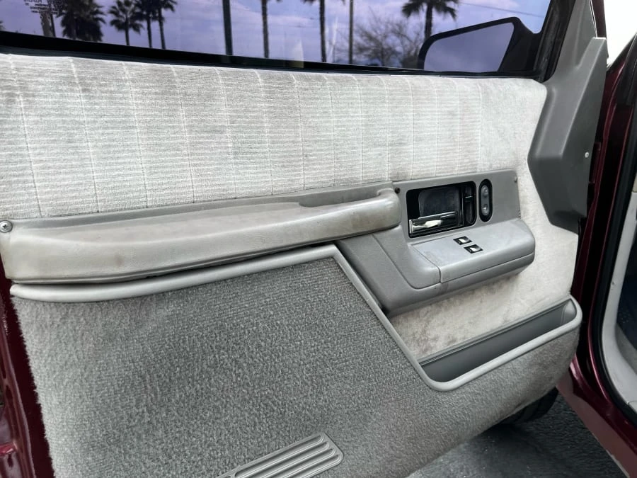 1992 Chevrolet Blazer - Image 17 of 20