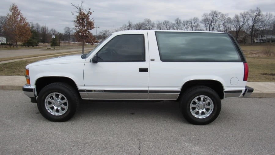 1992 Chevrolet Blazer - Image 2 of 8